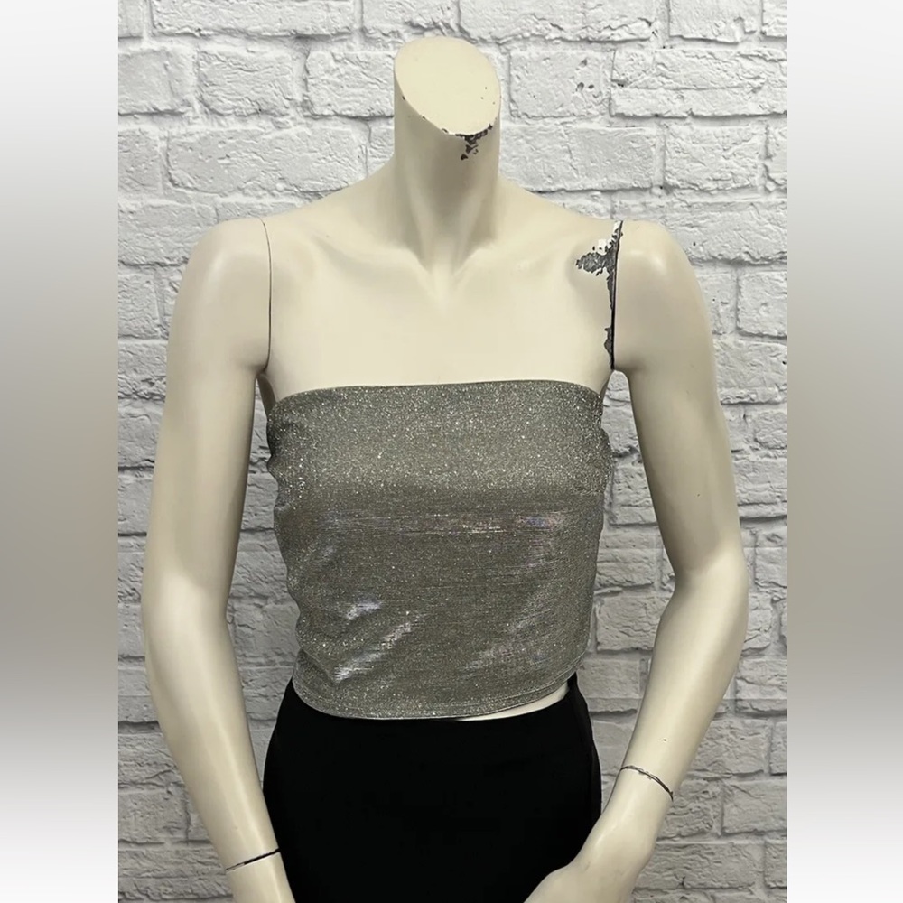 WILD FABLE GRAY SPARKLY BANDAGE STYLE CROP TOP SIZE M